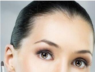 四川華美紫馨醫(yī)學(xué)美容醫(yī)院豐額頭整形