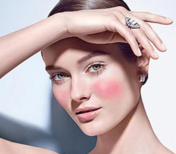 南寧美麗焦點(diǎn)醫(yī)療美容門診部激光去紅血絲