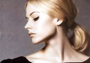 珠海美南華醫(yī)療美容醫(yī)院延長鼻小柱