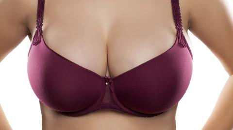 乳房下垂矯正術(shù)后多久能恢復(fù)？