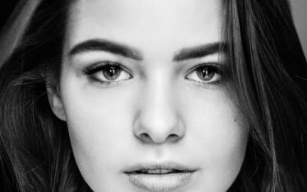 假體隆鼻多久可以完全恢復(fù)？