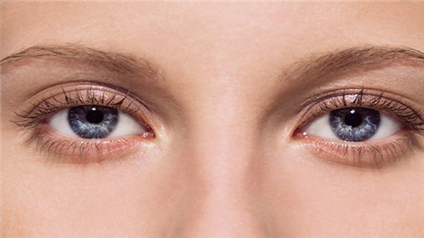 激光祛眼袋好還收手術(shù)祛眼袋好？