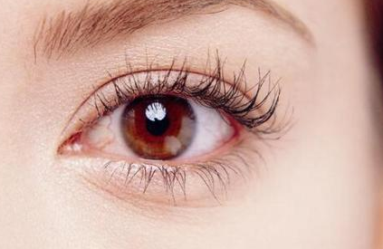 做雙眼皮埋線效果好嗎？雙眼皮術(shù)后會(huì)留疤嗎？