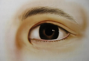 開眼角的治療費用如何？開眼角的危害大嗎？