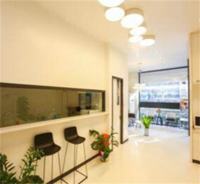 鄭州德榕醫(yī)療美容診所_大廳