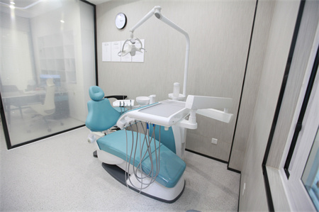 廣州中家醫(yī)口腔醫(yī)院_治療室