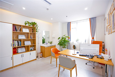 長春辰星醫(yī)療美容門診部