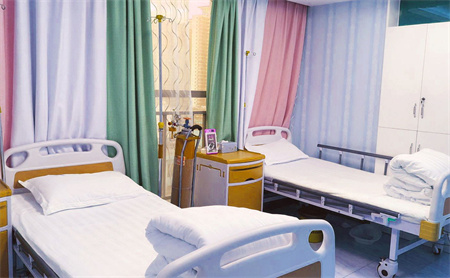 張掖蔚藍(lán)十八度美容診所_病房