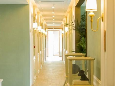 張家港康麗?？漆t(yī)院整形美容外科_過道