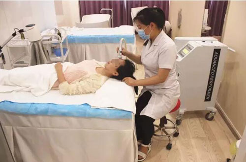 張家港唯恩醫(yī)療美容醫(yī)院_皮膚治療