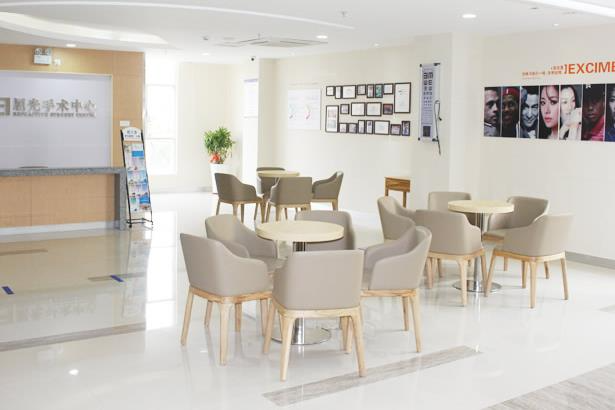 玉林愛爾眼科醫(yī)院_醫(yī)院環(huán)境