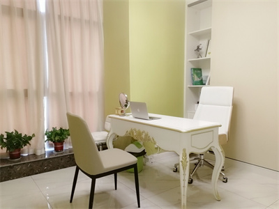 煙臺王玉珍美容整形外科診所_咨詢室