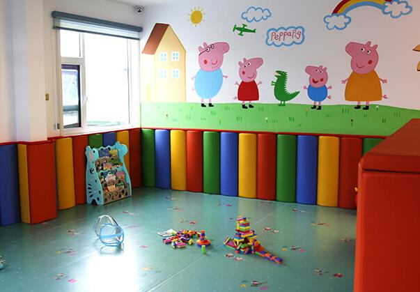 煙臺(tái)孫周口腔門診部_兒童游樂(lè)區(qū)