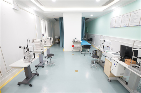 煙臺(tái)正大光明眼科醫(yī)院_檢測(cè)設(shè)備