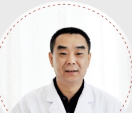 王威.jpg 王威.jpg