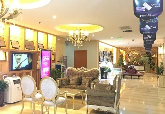 新疆華美整形美容醫(yī)院_醫(yī)院大廳