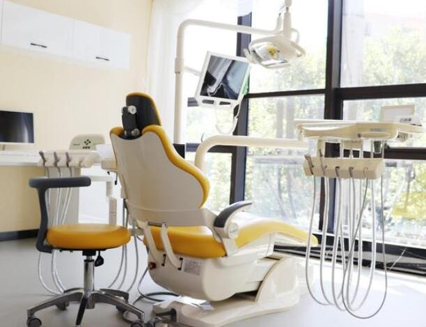 襄陽德恩口腔門診部_治療室