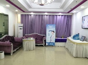 郴州姬妍芯醫(yī)療美容門診部_待診區(qū)