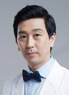 樸炅俊.jpg