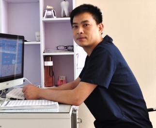 張海靜.jpg 張海靜.jpg