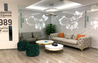 成都蓉美和諧醫(yī)療美容門診部_休息區(qū)