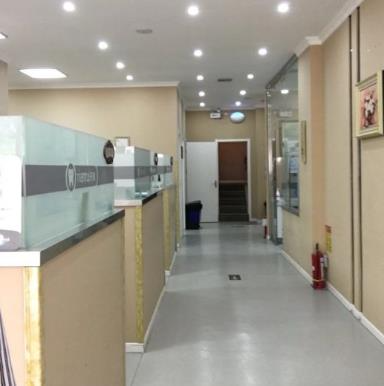 西安天瑞口腔門診部_醫(yī)院走廊