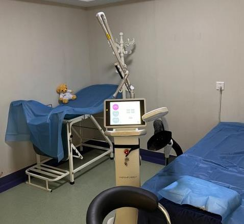 武漢小忠麗格醫(yī)療美容門(mén)診部_治療室