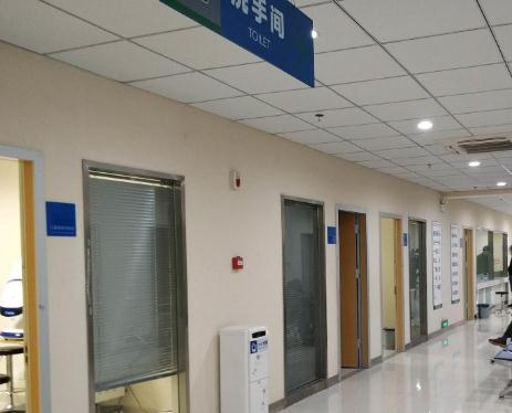 梧州愛(ài)爾眼科醫(yī)院_咨詢室