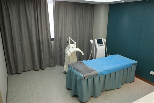 渭南德?tīng)柮揽歪t(yī)療美容門(mén)診部