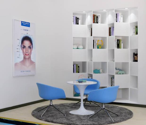 桐城德?tīng)柮揽歪t(yī)療美容門(mén)診部_休息區(qū)