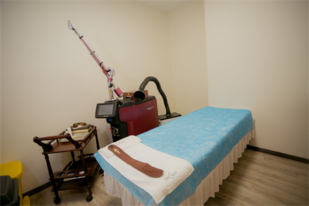 天門康復醫(yī)院整形美容中心_治療室