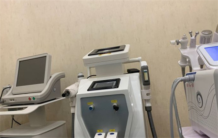 天津慧顏醫(yī)療美容門(mén)診部_醫(yī)院儀器