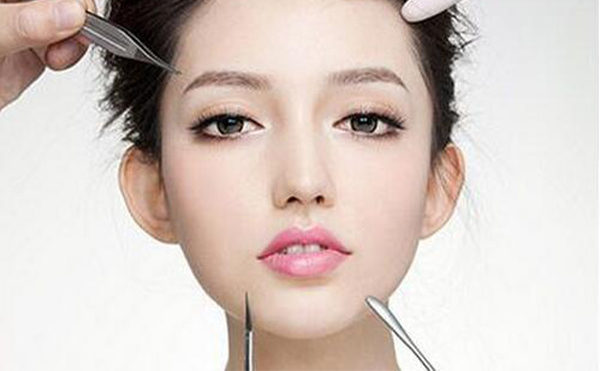 怎么判斷自己是適合做面部吸脂還是打瘦臉針？哪種方式更好？