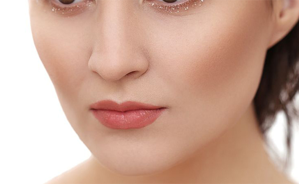 豐下巴術(shù)后會不會影響到臉部表情?假體墊下巴后要注意什么?