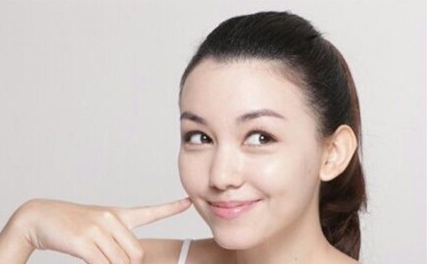 玻尿酸豐蘋果肌好不好?與自體脂肪填蘋果肌相比怎么樣?