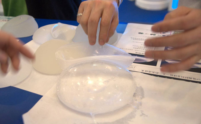 假體無痕豐胸多少錢？假體無痕豐胸整形醫(yī)院有哪些？